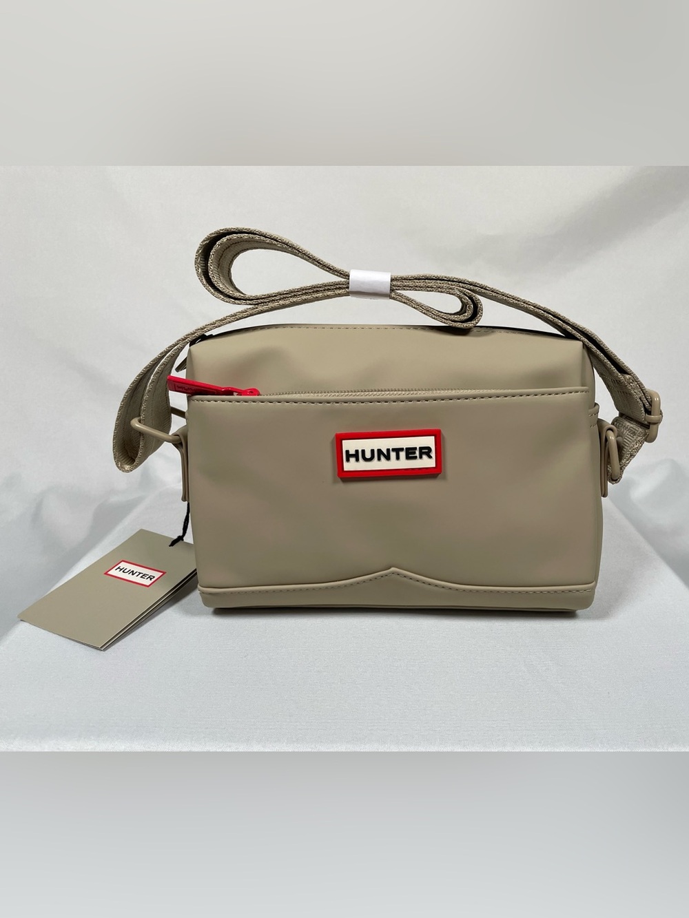 Hunter Beige Everyday Shoulder Crossbody Bag with Red Trim Logo